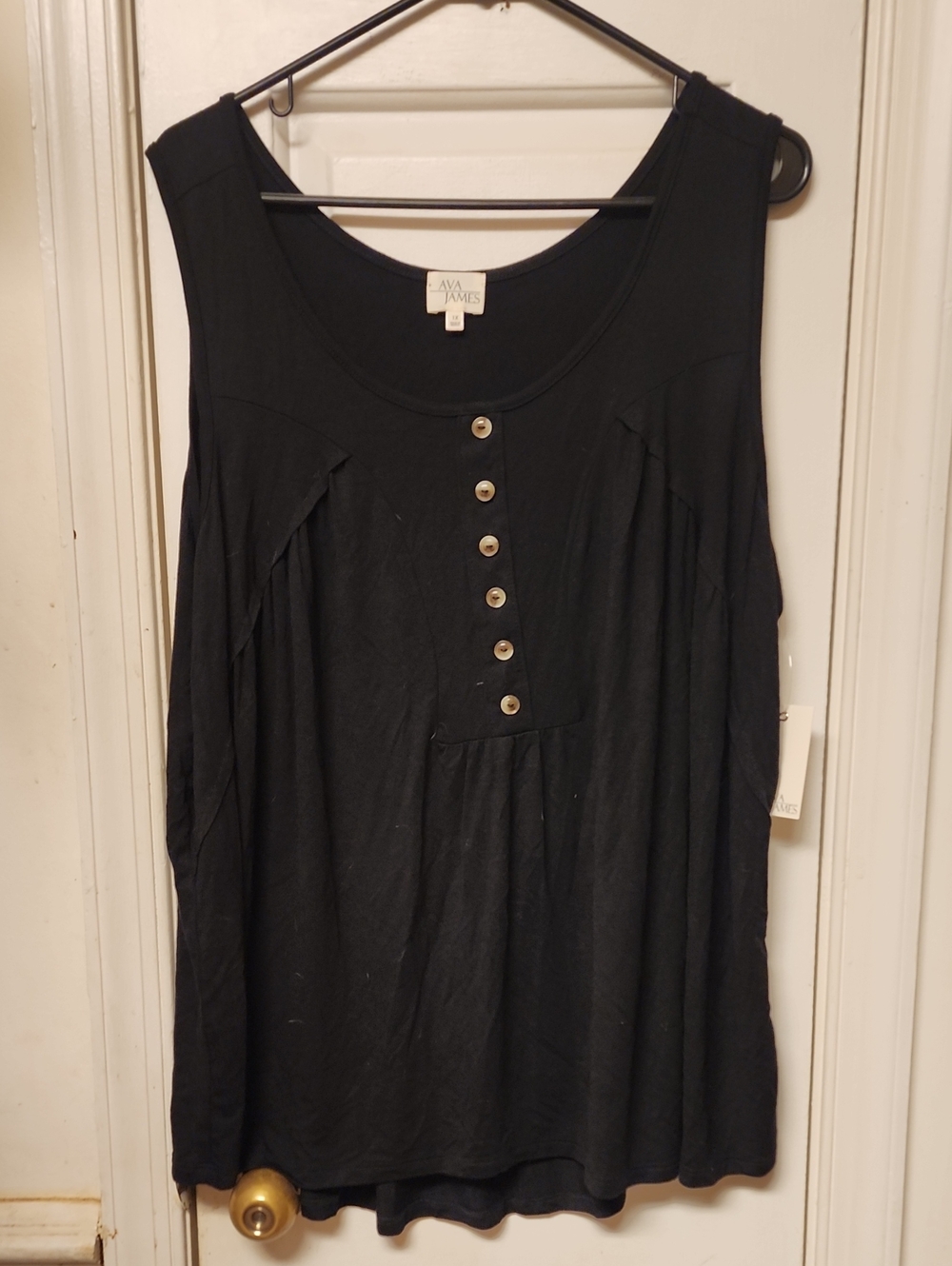 Black Sleeveless Button-Front Swing Tank Top